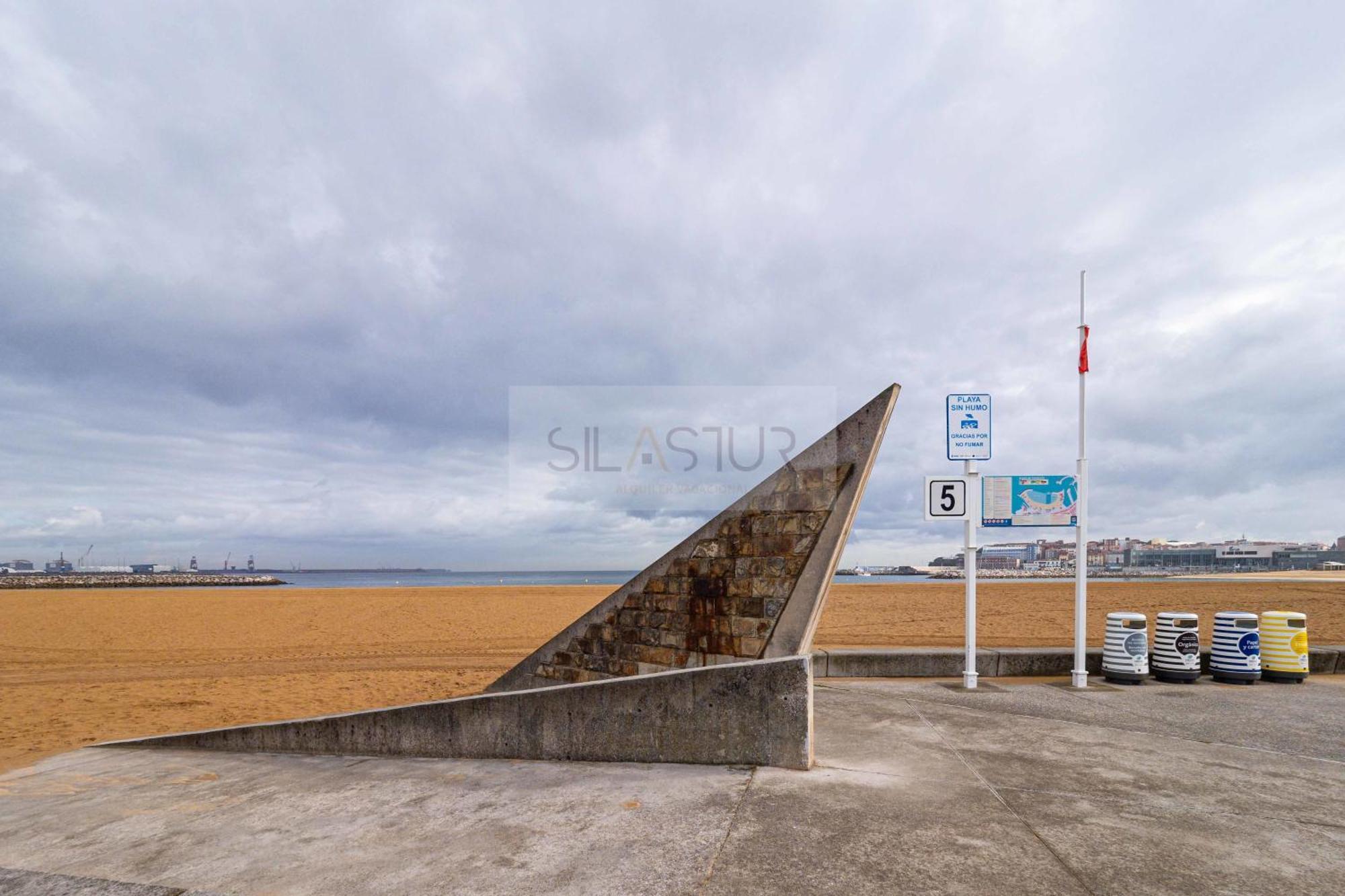 A Pie De Playa B By Silastur Gijón Buitenkant foto